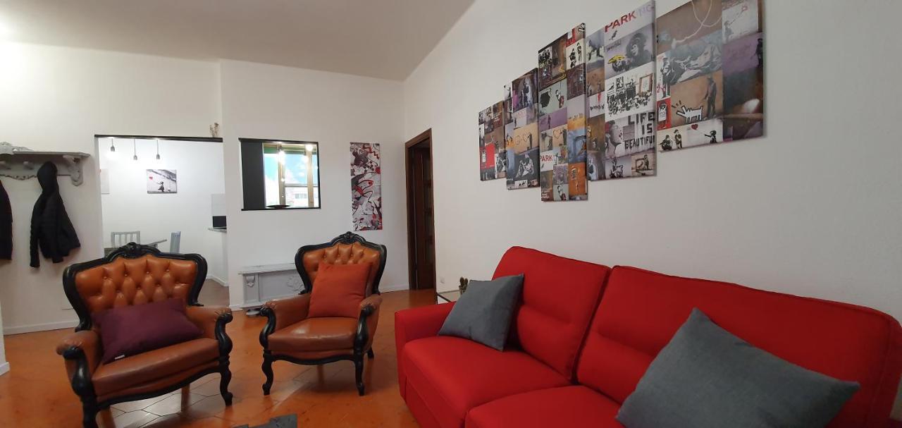 2 Bed Flat Centre & Stadio Free Parking Διαμέρισμα Τέρνι Εξωτερικό φωτογραφία